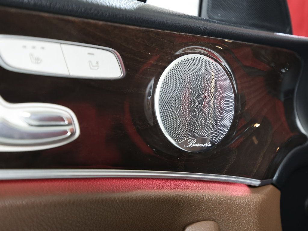 Used 2019 Mercedes-Benz E 300 image 24