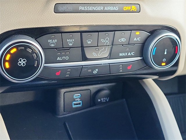 Used 2022 Ford Escape SE w/ Cold Weather Package image 24