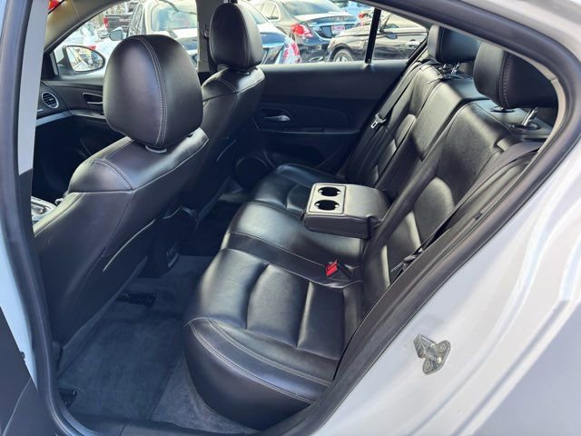 Used 2015 Chevrolet Cruze LT image 15