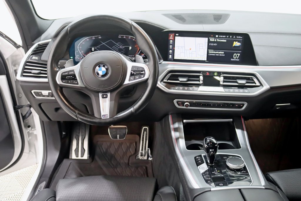 Used 2023 BMW X5 xDrive40i w/ M Sport Package AWD/4WD image 12