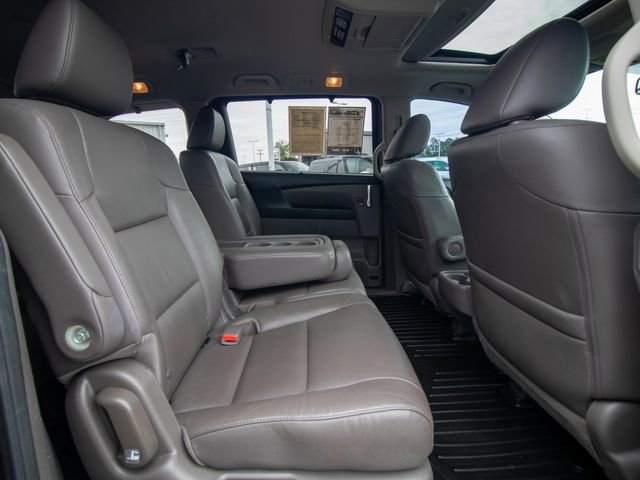 Used 2016 Honda Odyssey Touring Elite image 16