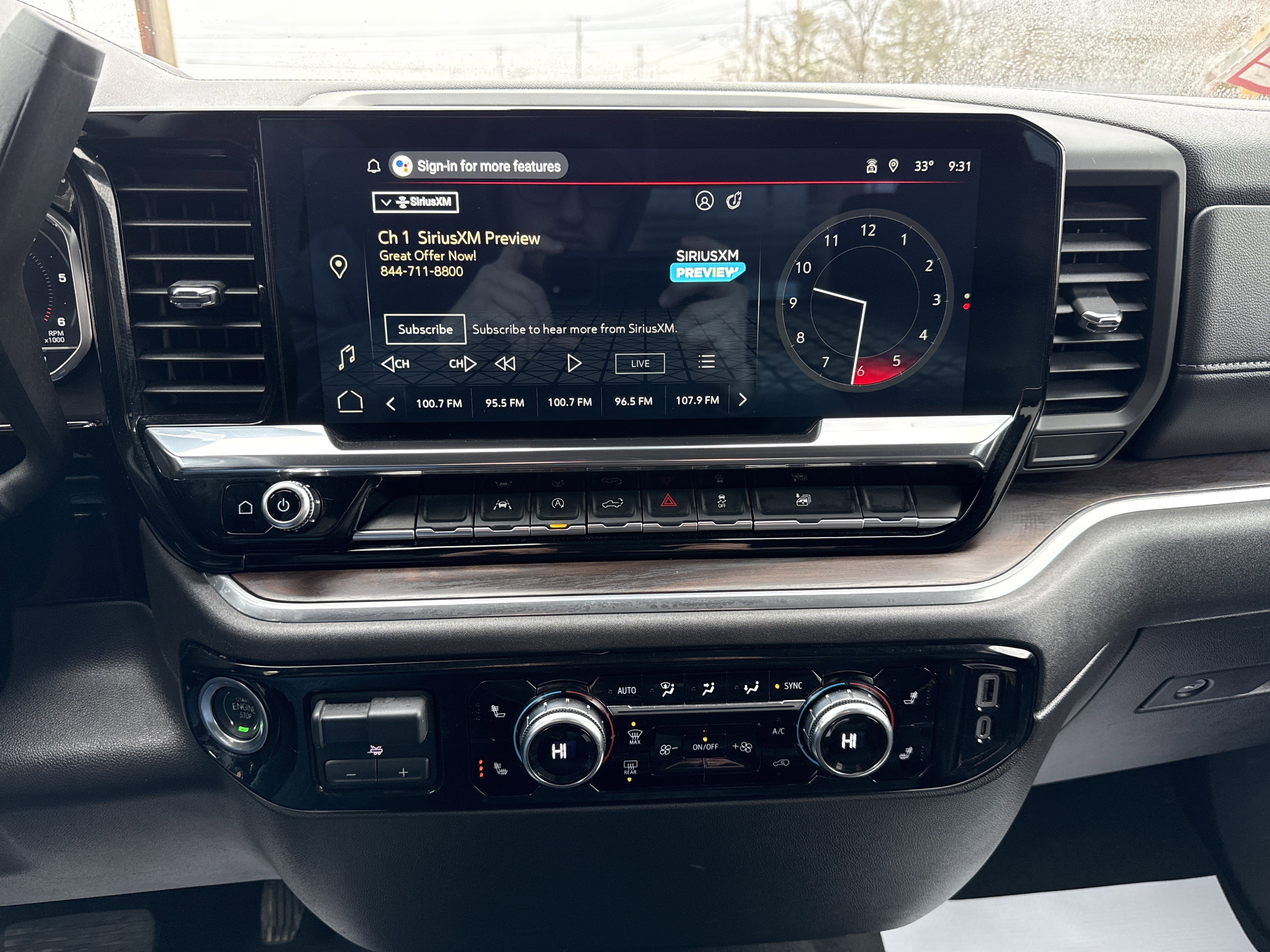 Used 2025 GMC Sierra 1500 SLT image 25