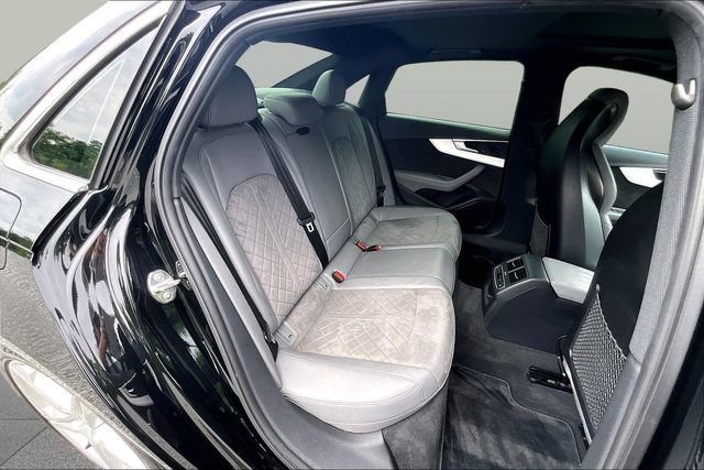 Used 2019 Audi S4 Premium Plus w/ Premium Plus Package AWD/4WD image 29
