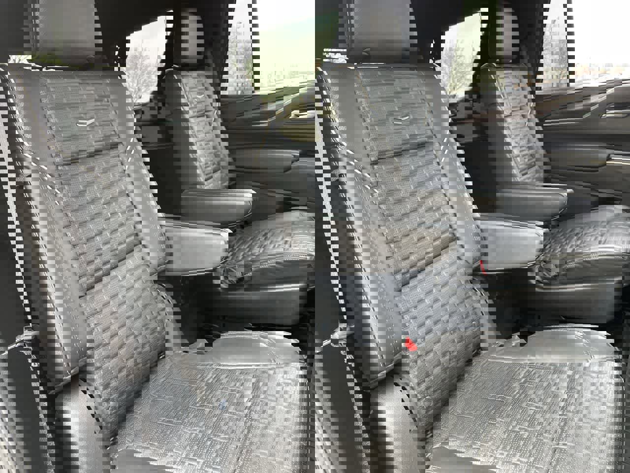 Used 2023 Cadillac Escalade Sport Platinum w/ Heavy-Duty Trailer Package image 15