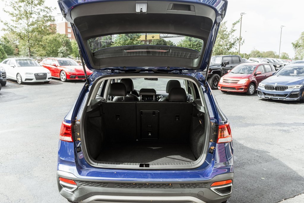 Used 2022 Volkswagen Taos SE image 28