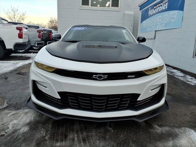 Used 2021 Chevrolet Camaro SS image 2