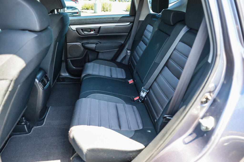 Used 2019 Honda CR-V LX image 8
