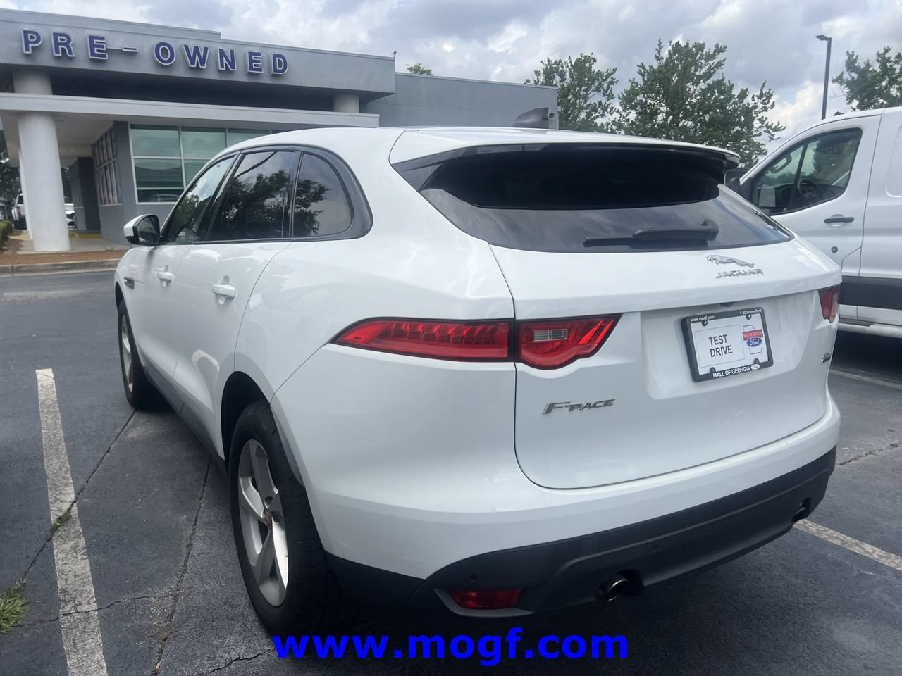 Used 2020 Jaguar F-PACE Premium AWD/4WD image 2