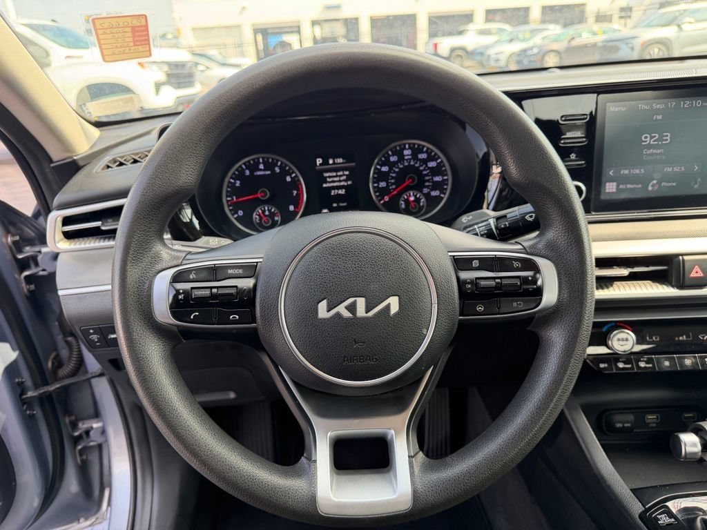 Used 2022 Kia K5 LXS FWD image 20