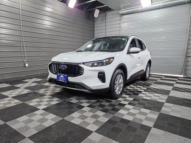 Used 2024 Ford Escape Active w/ Tech Pack #2 AWD/4WD image 45