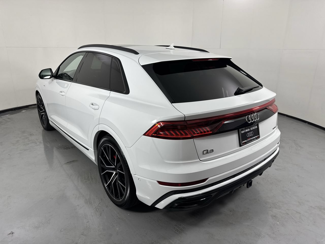 Used 2021 Audi Q8 Prestige AWD/4WD image 32