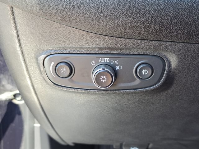 Used 2020 Chevrolet Equinox Premier FWD image 31