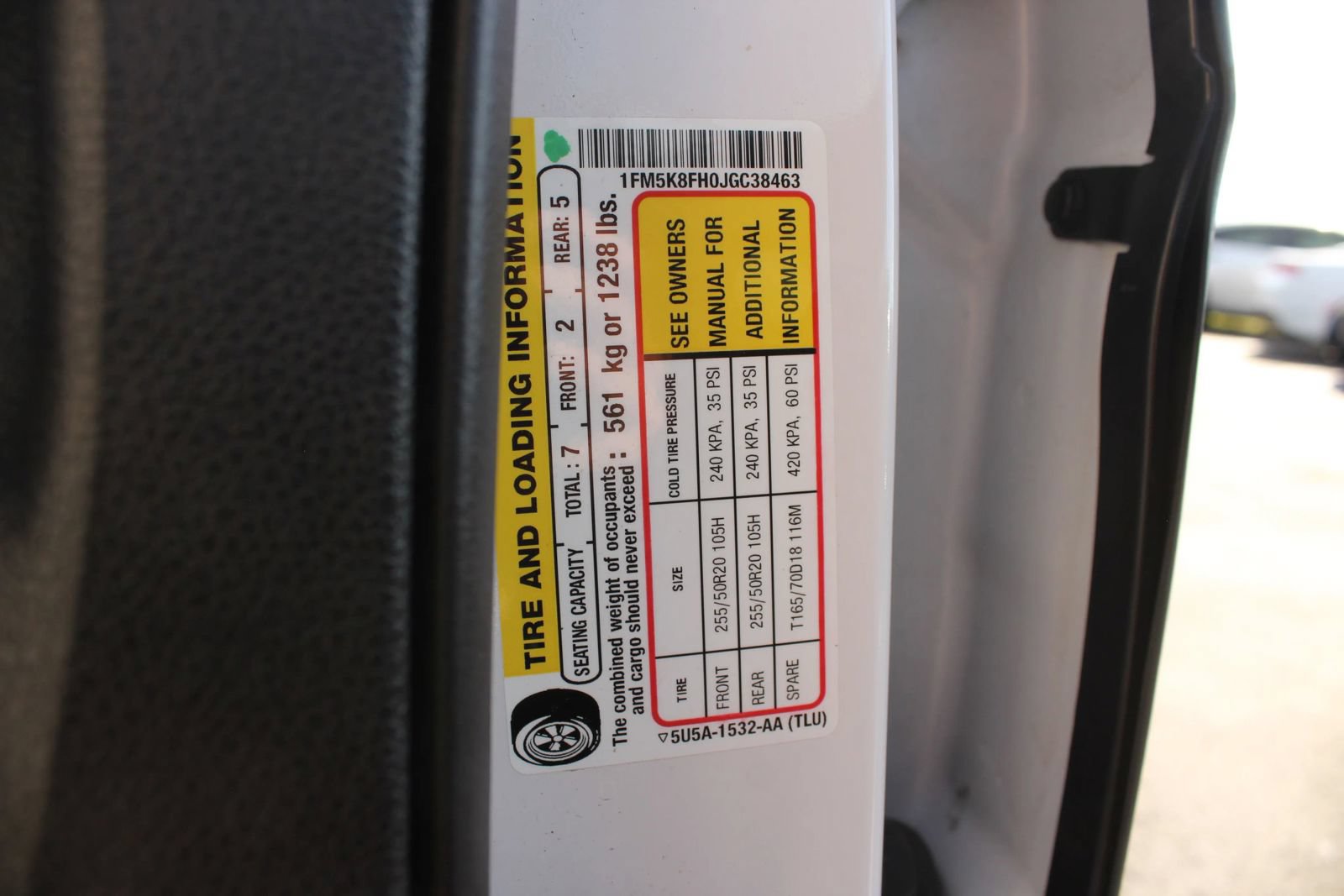 Used 2018 Ford Explorer Limited w/ Equipment Group 301A AWD/4WD image 29