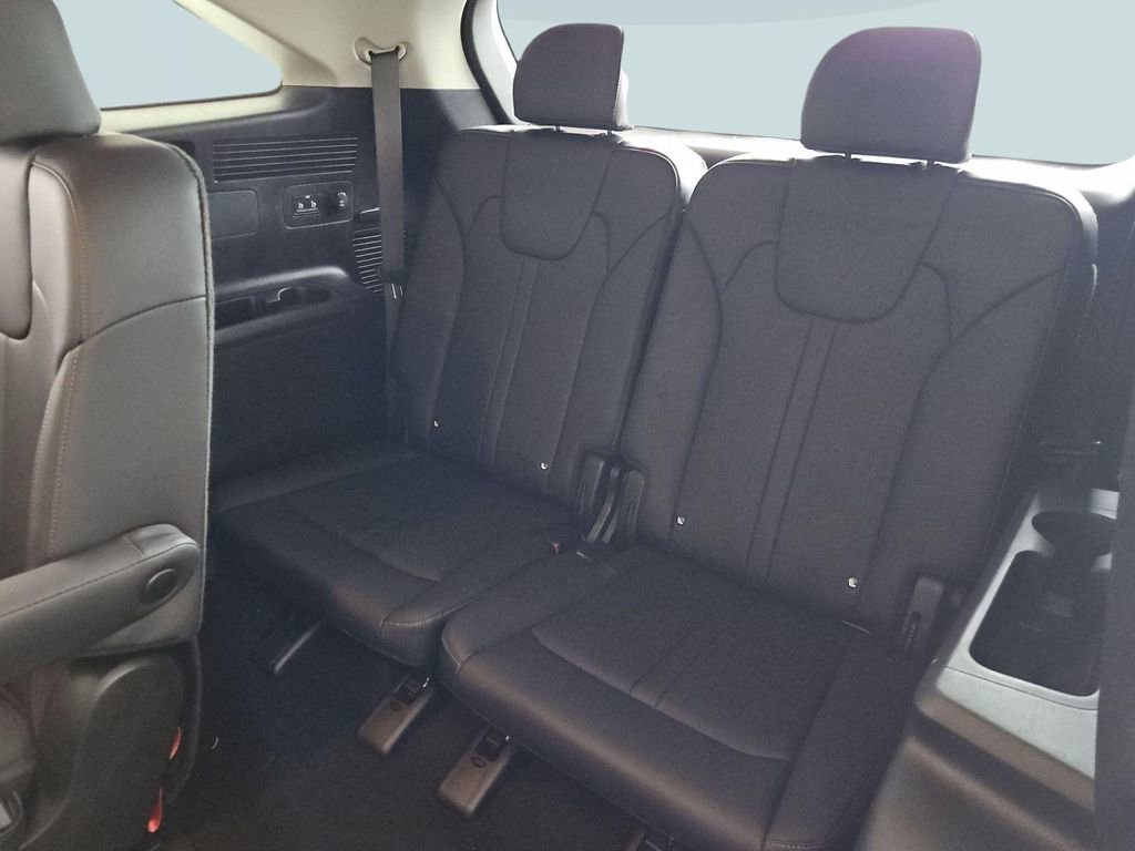 Used 2023 Kia Sorento EX image 35