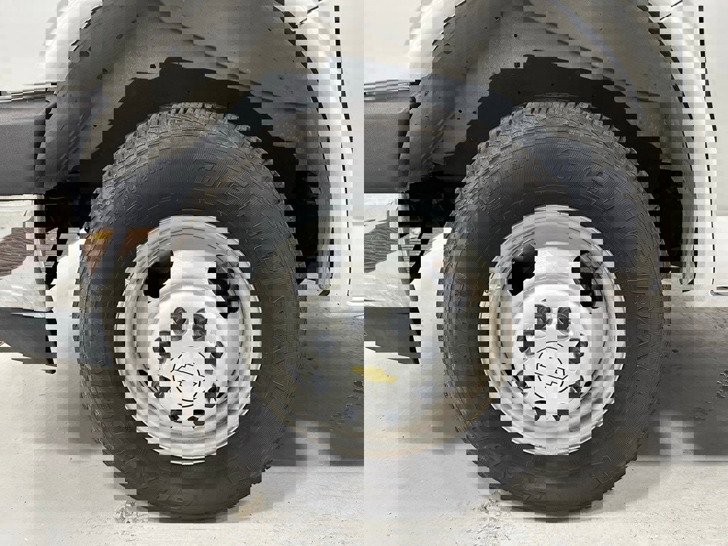 Used 2022 Chevrolet Express 3500 w/ Power Convenience Package image 45