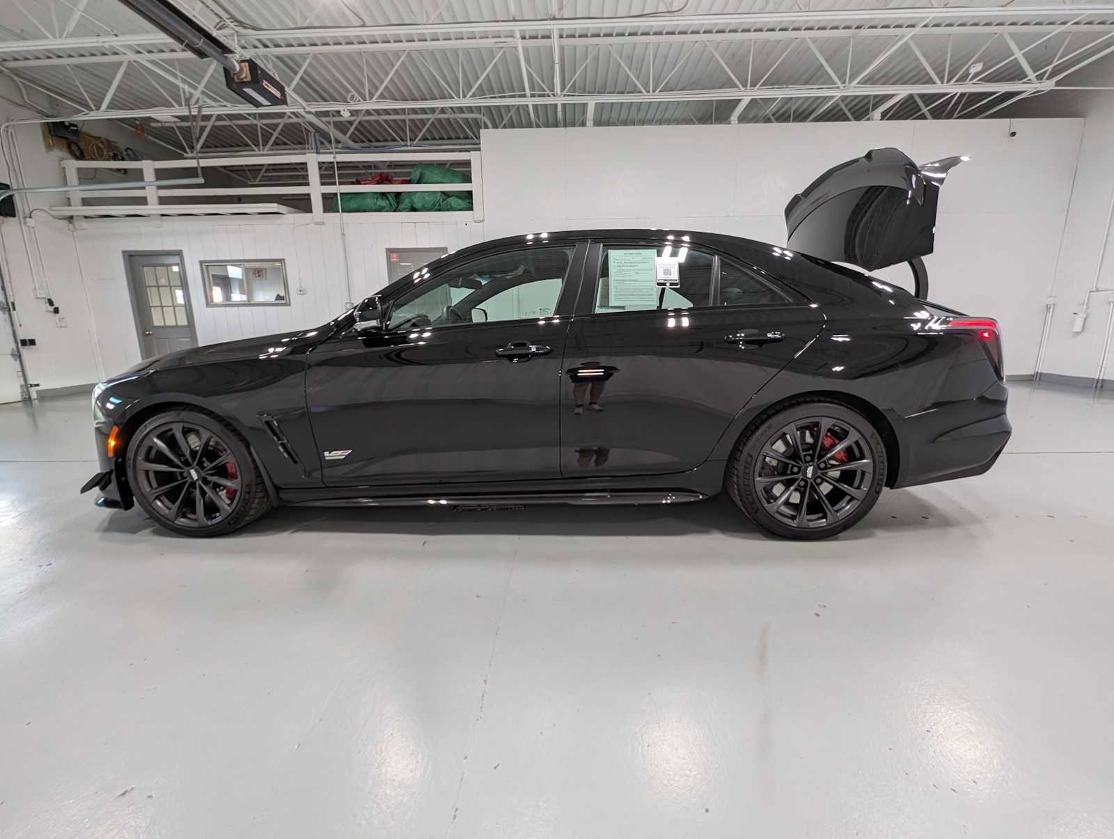 Certified 2024 Cadillac CT4 V Blackwing w/ Carbon Fiber 1 Package image 12