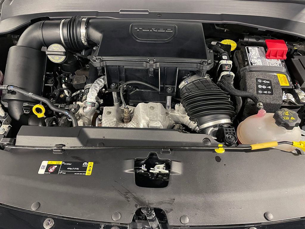 Used 2025 Jeep Compass Limited image 35