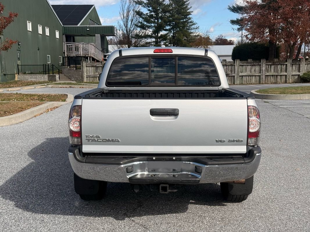 Used 2010 Toyota Tacoma 4x4 Double Cab image 7