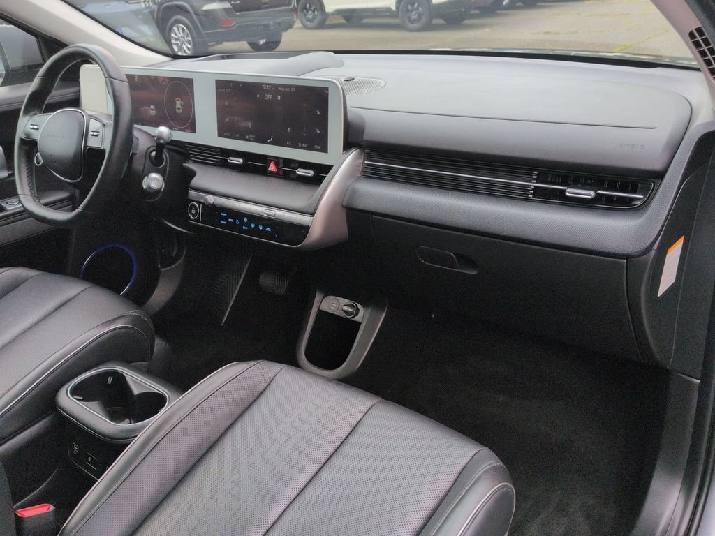 Used 2024 Hyundai Ioniq 5 Limited AWD/4WD image 32