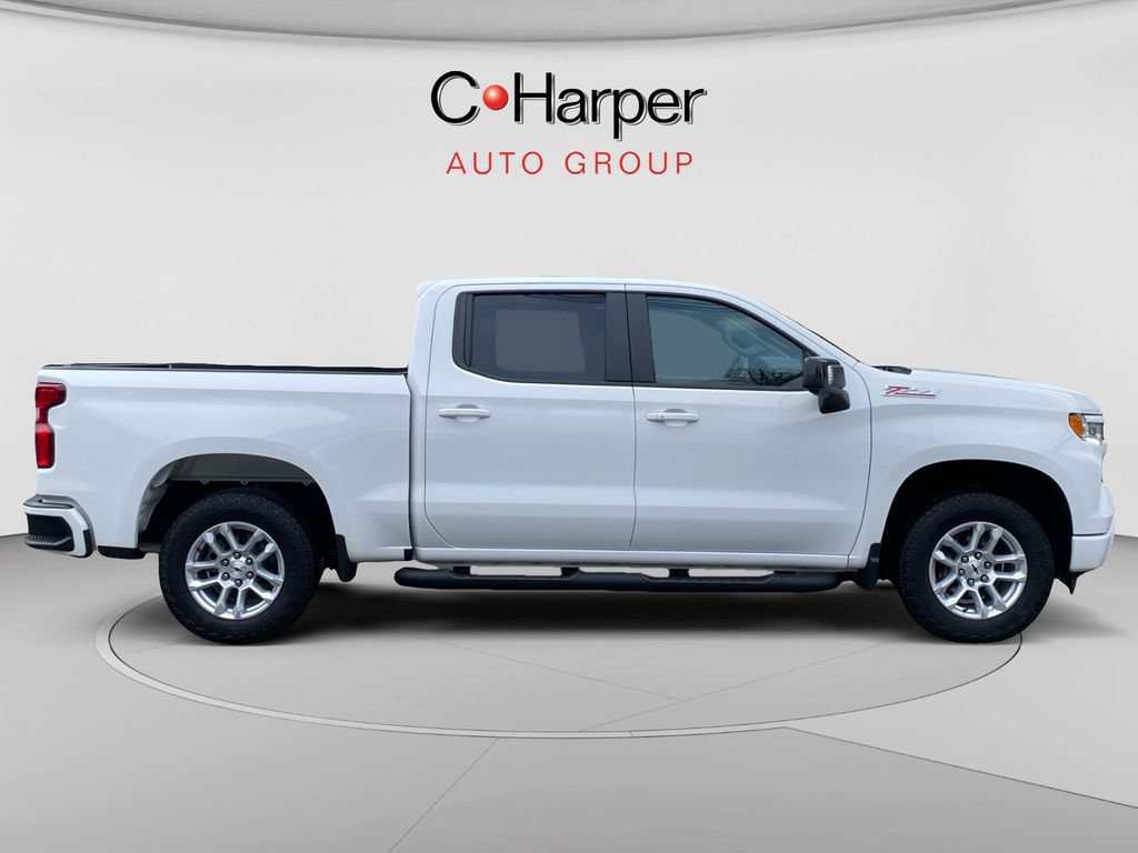 Used 2025 Chevrolet Silverado 1500 RST w/ Convenience Package II AWD/4WD image 2