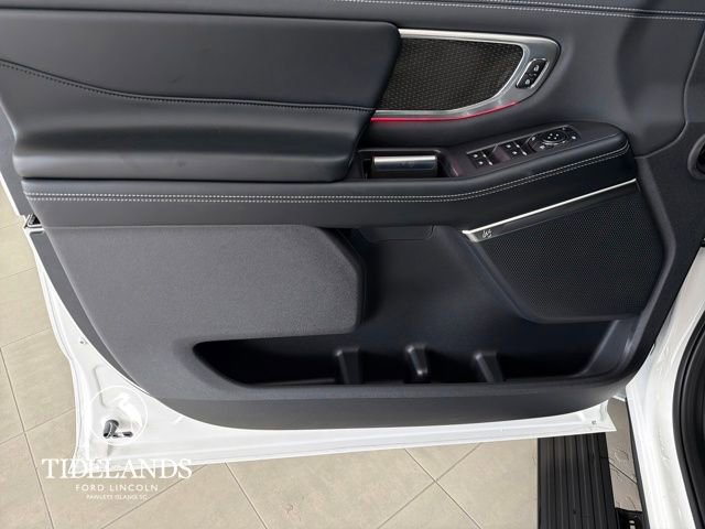 New 2025 Ford Expedition Platinum w/ Stealth Appearance Package image 13