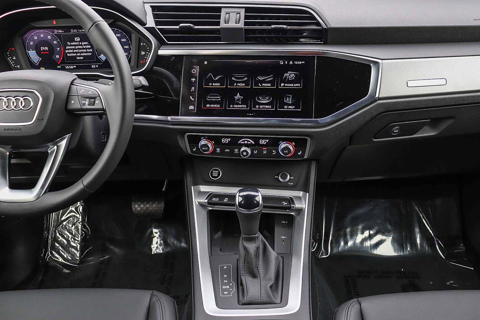 New 2025 Audi Q3 2.0T Premium image 15