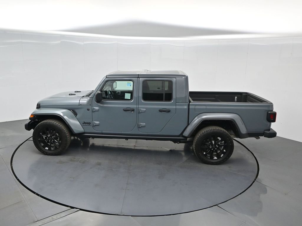 Used 2024 Jeep Gladiator Sport image 56