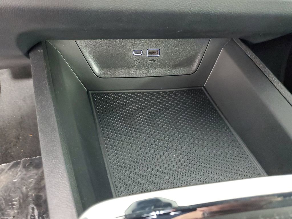 New 2026 Chevrolet Equinox RS FWD image 18