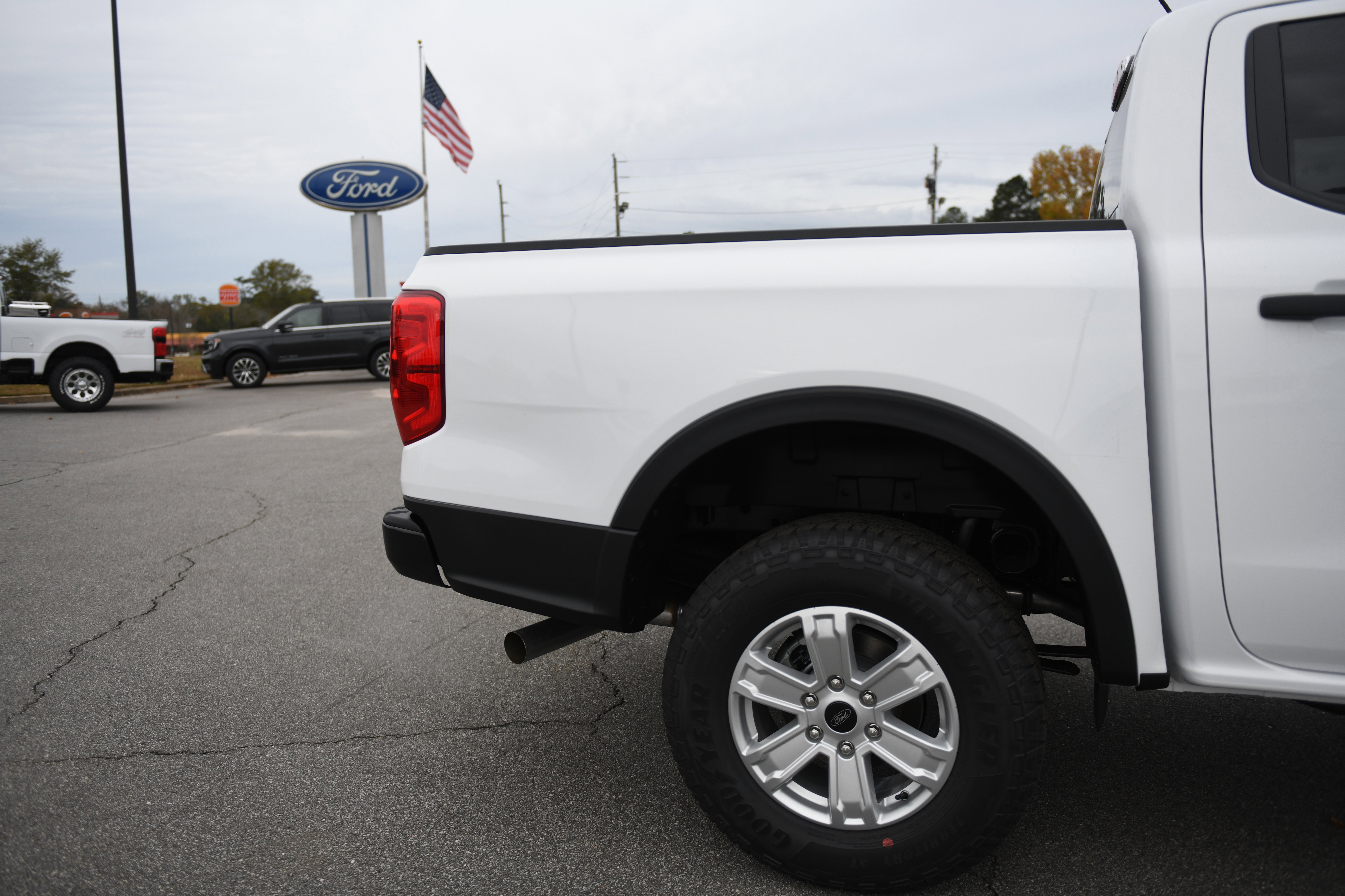 New 2025 Ford Ranger XL image 7