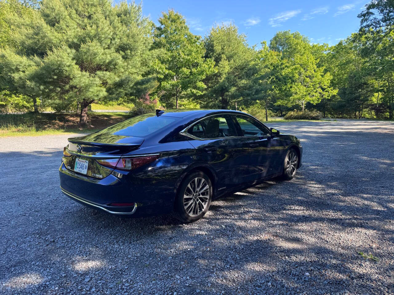 Used 2021 Lexus ES 300h w/ Premium Package FWD image 4