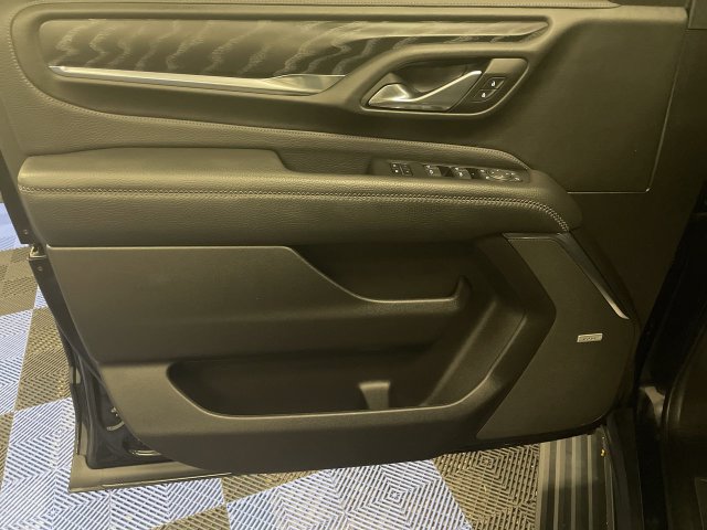 Used 2023 GMC Yukon XL Denali AWD/4WD image 13