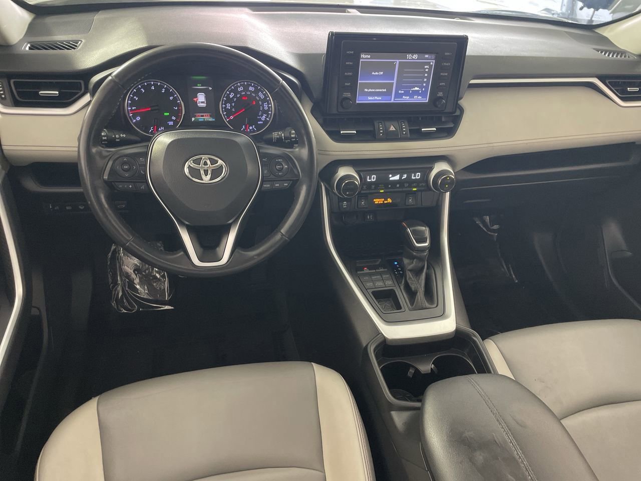 Used 2019 Toyota RAV4 XLE Premium w/ Cold Weather Package AWD/4WD image 22