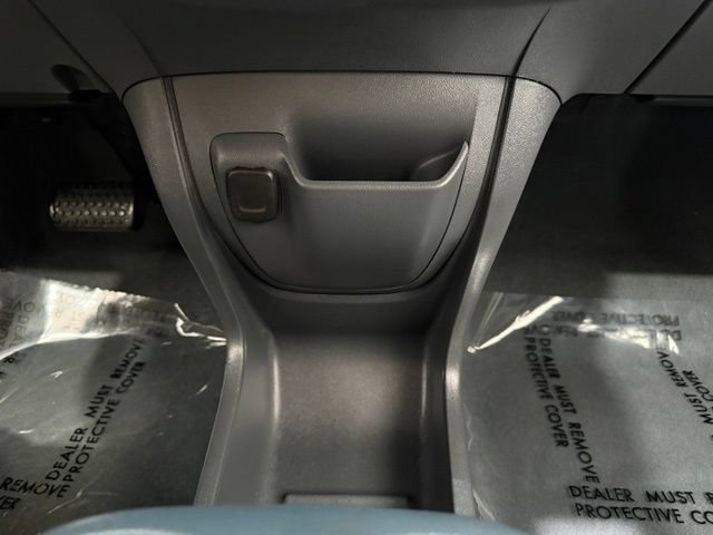 Used 2020 Chevrolet Bolt Premier w/ Infotainment Package FWD image 36