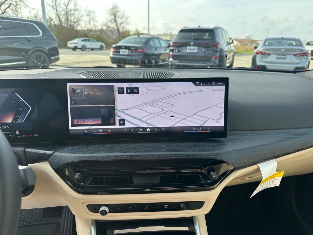 Certified 2025 BMW 330i Sedan w/ Convenience Package image 15