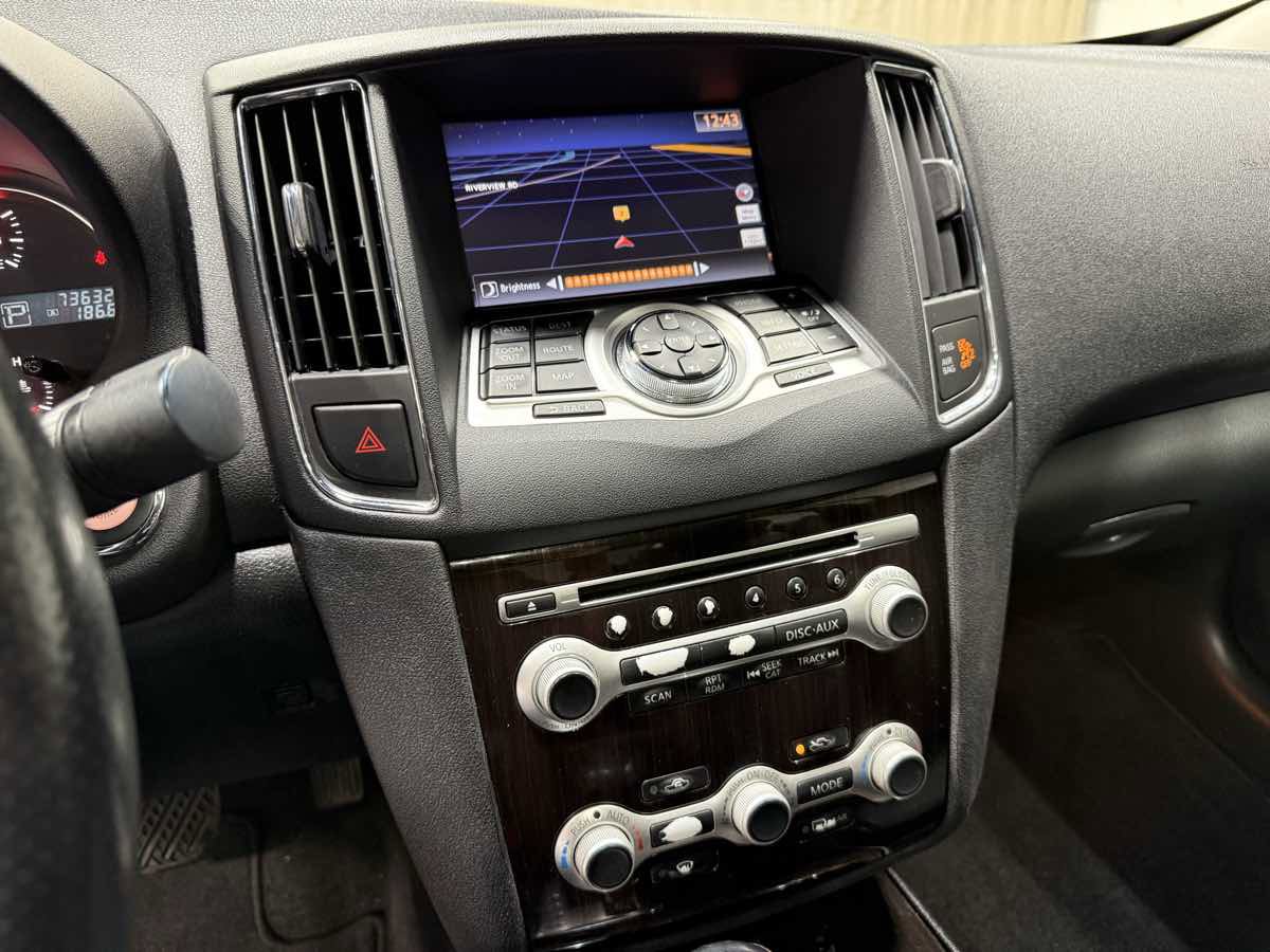 Used 2012 Nissan Maxima 3.5 SV w/ Premium Pkg image 12