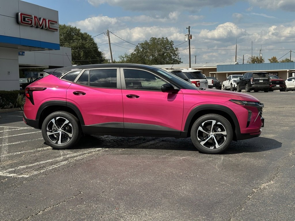 New 2025 Chevrolet Trax RS w/ Driver Confidence Package image 4