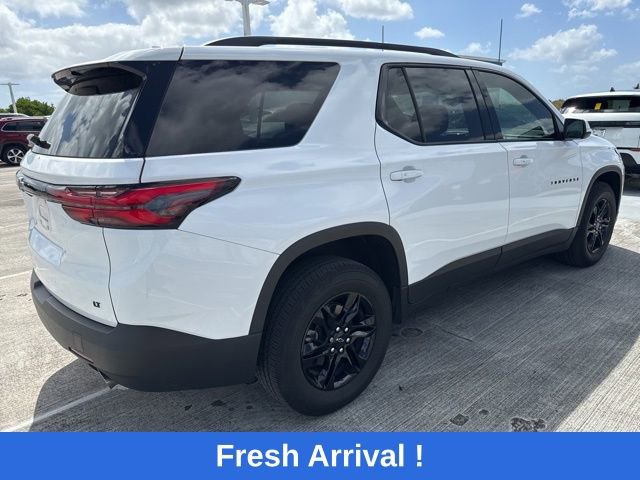 Used 2023 Chevrolet Traverse LT image 13