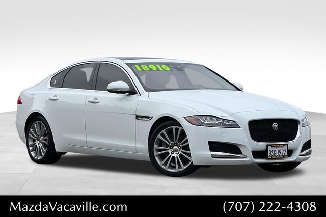 Used 2020 Jaguar XF Prestige image 1