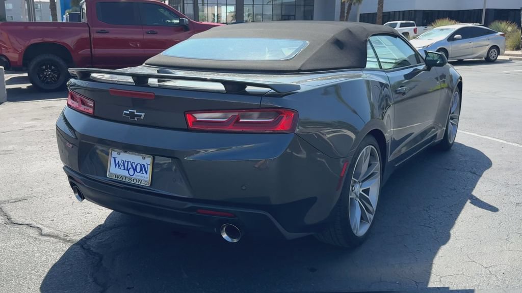 Used 2018 Chevrolet Camaro LT RWD image 9