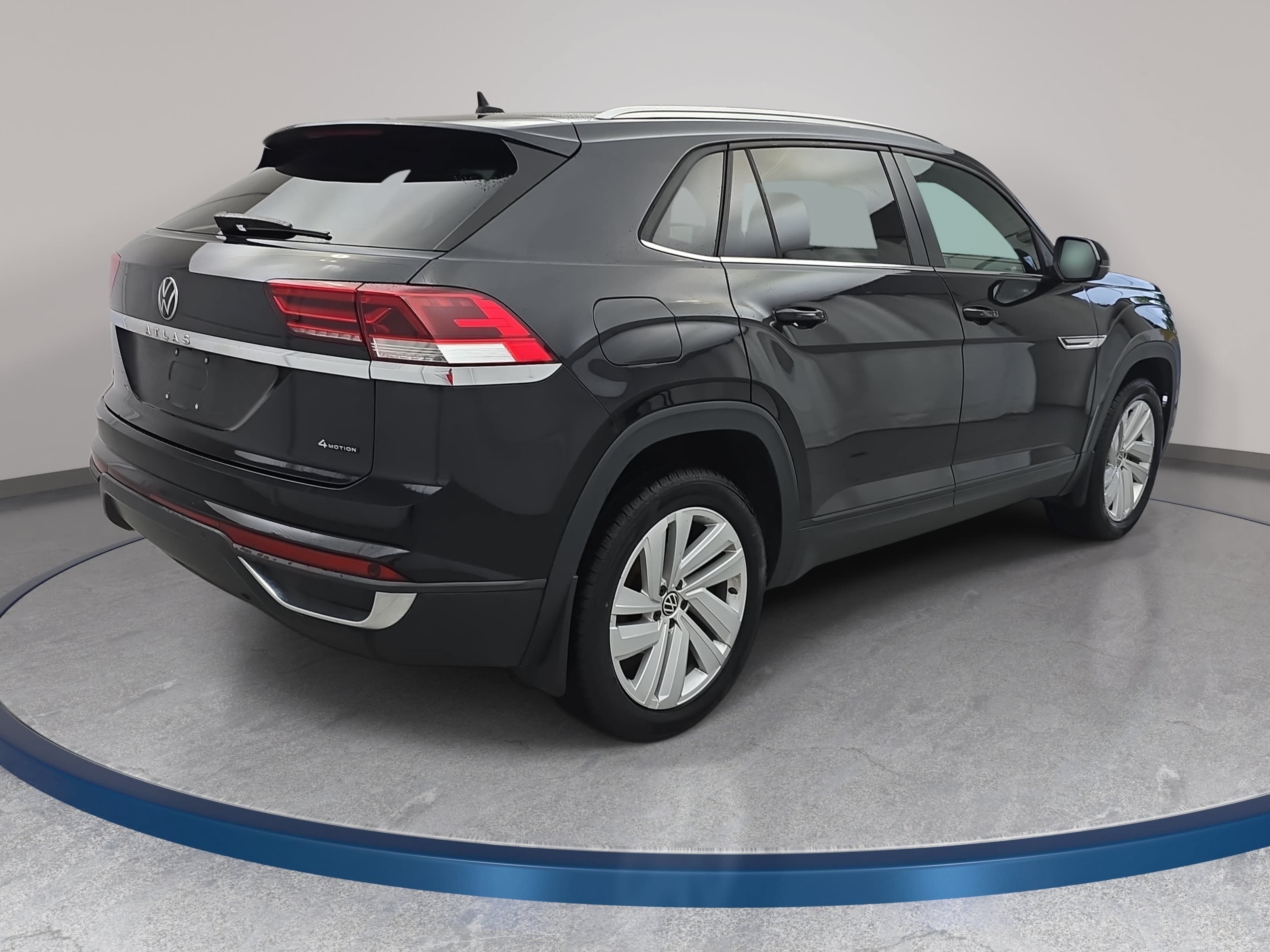 Used 2023 Volkswagen Atlas Cross Sport SE w/ Panoramic Sunroof Package AWD/4WD image 5