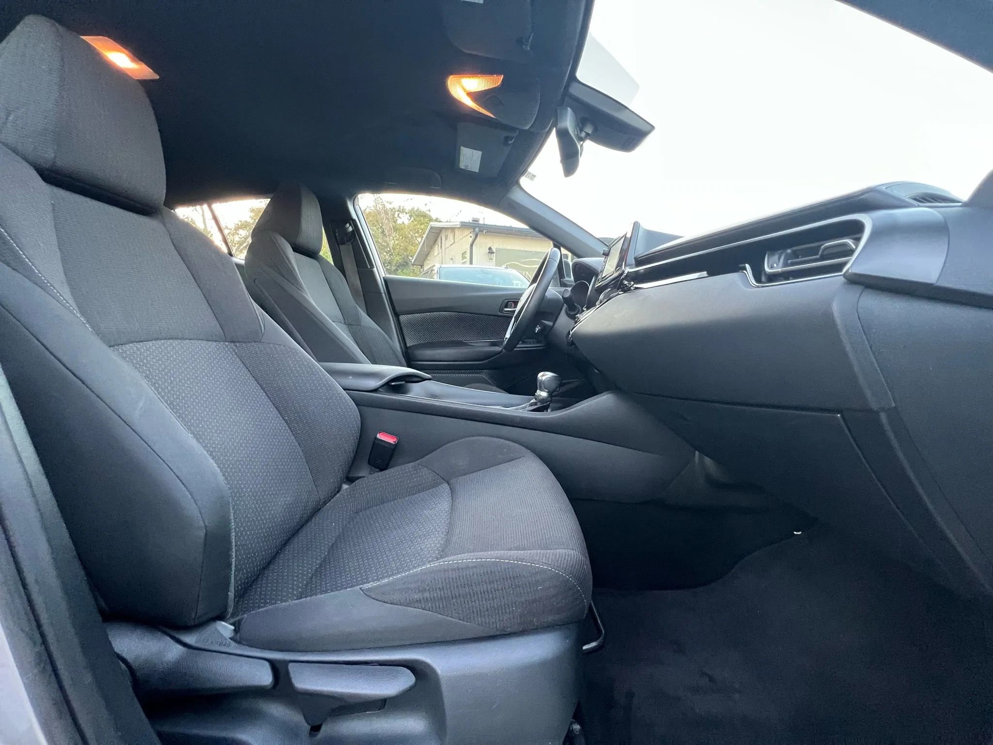Used 2018 Toyota C-HR XLE image 13