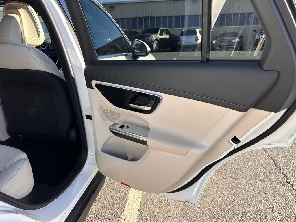 Used 2024 Mercedes-Benz GLC 300 4MATIC image 20