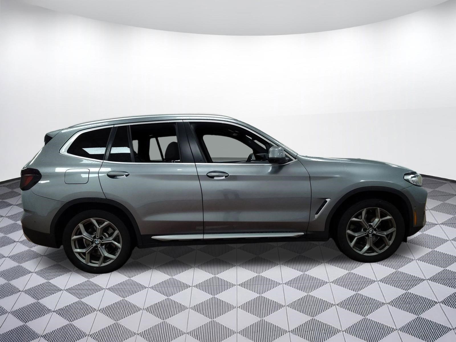 Certified 2023 BMW X3 xDrive30i w/ Premium Package image 7