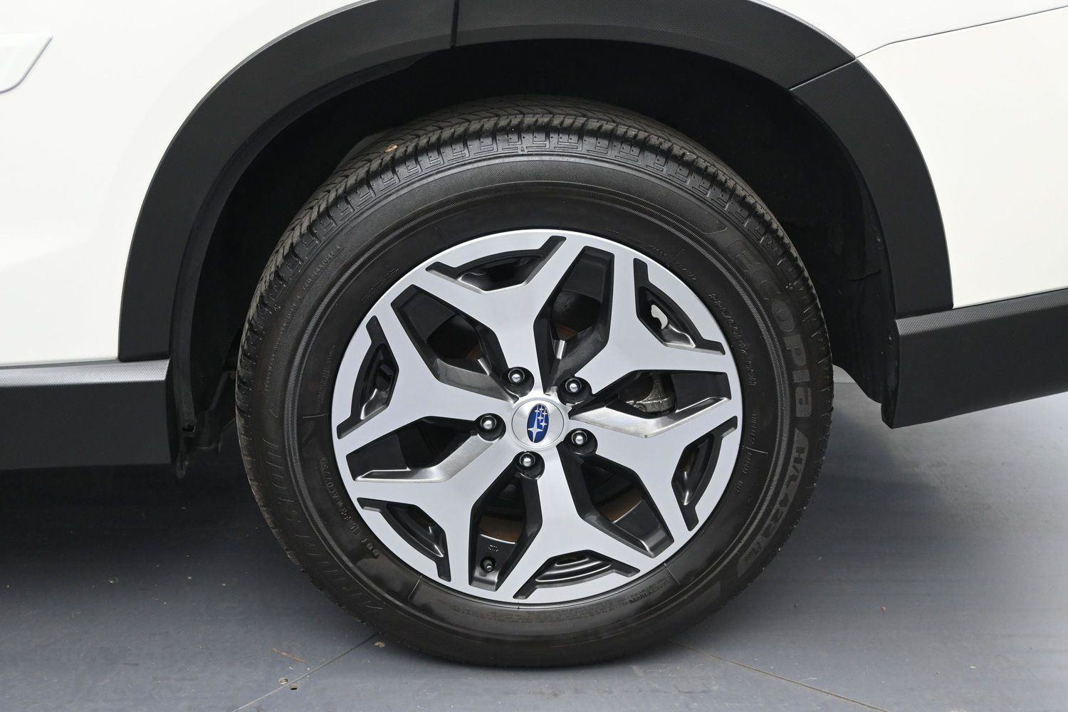 Used 2023 Subaru Forester Premium AWD/4WD image 12