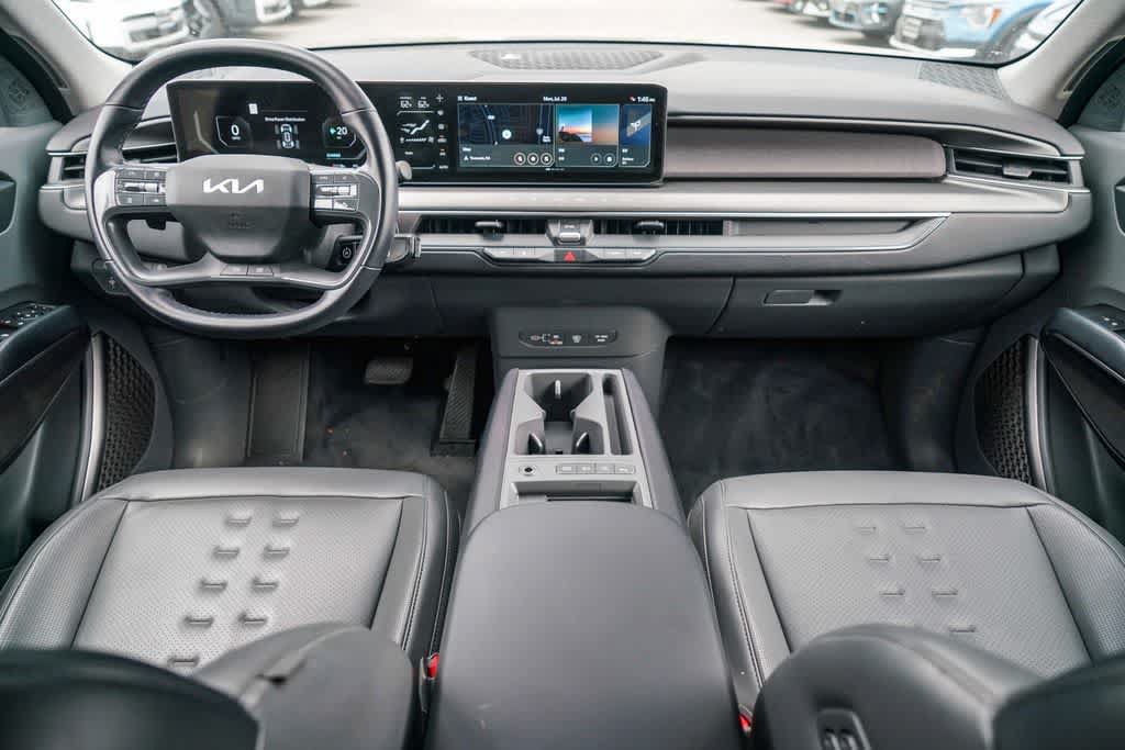 Certified 2024 Kia EV9 Wind AWD/4WD image 11