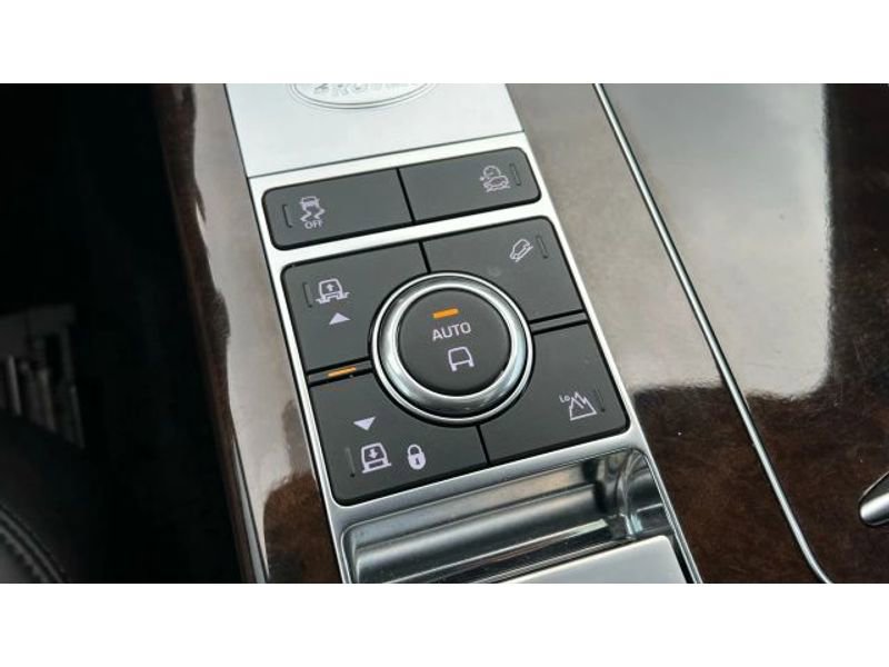 Used 2019 Land Rover Range Rover Long Wheelbase Supercharged image 40