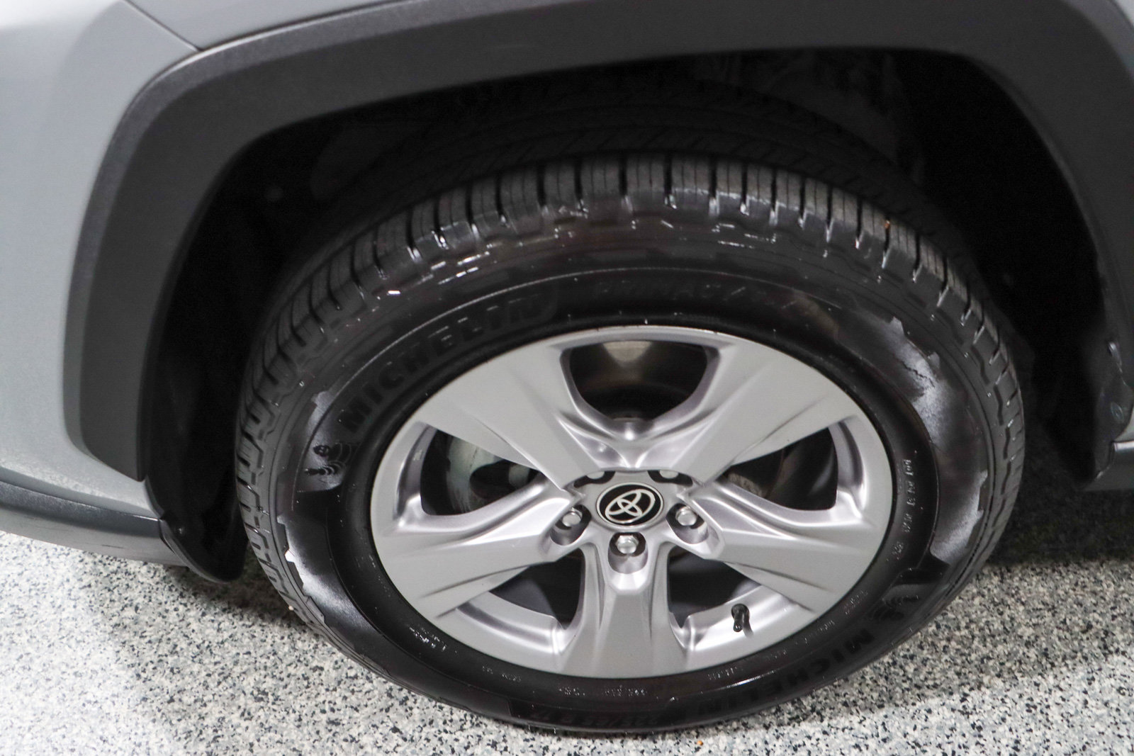 Used 2022 Toyota RAV4 XLE image 11