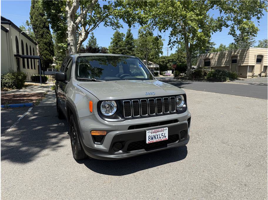 Used 2021 Jeep Renegade Sport FWD image 2