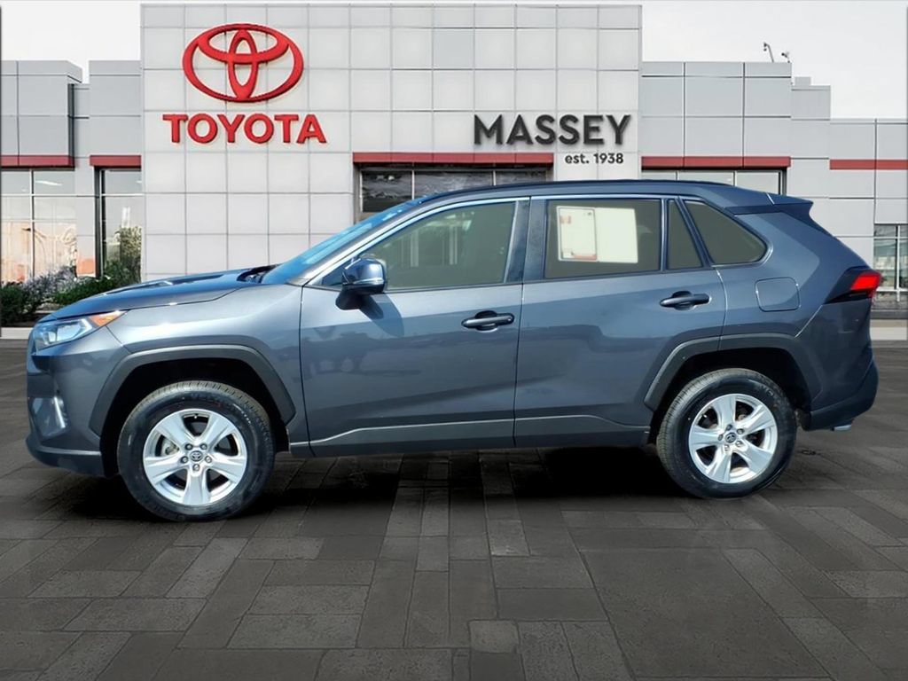 Used 2021 Toyota RAV4 XLE AWD/4WD image 6