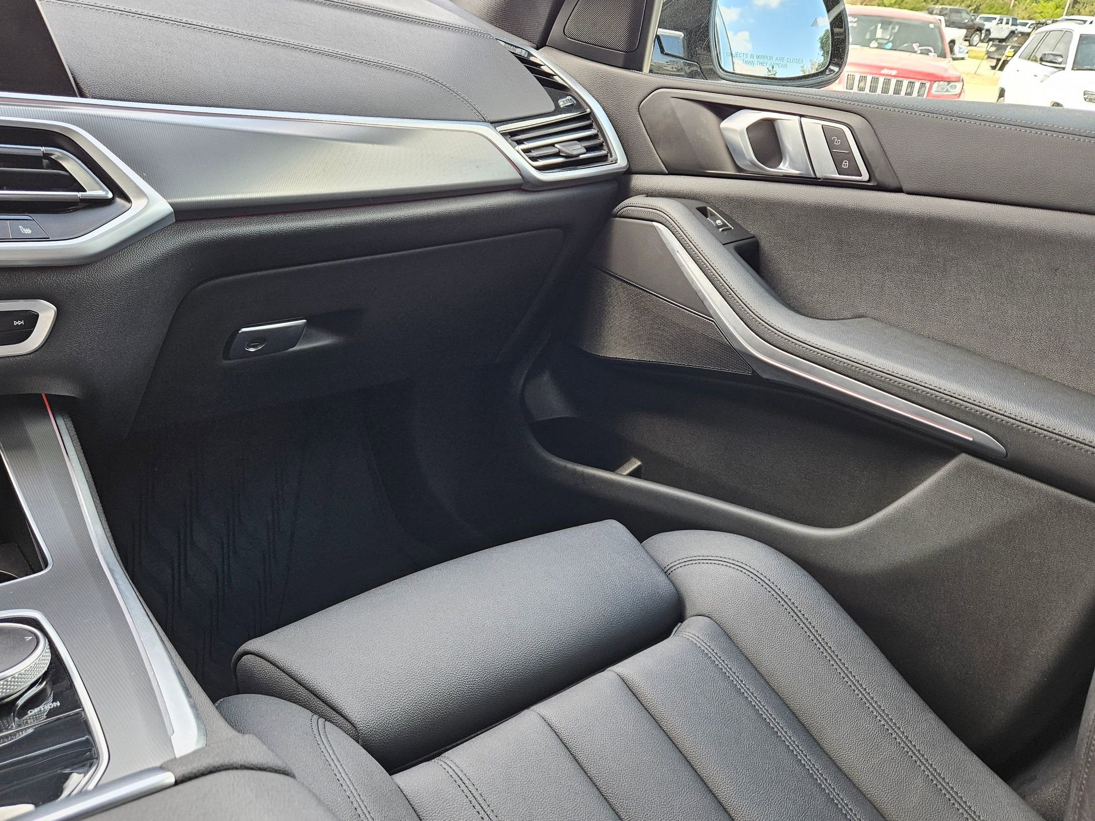 Used 2021 BMW X5 xDrive40i w/ Convenience Package image 11